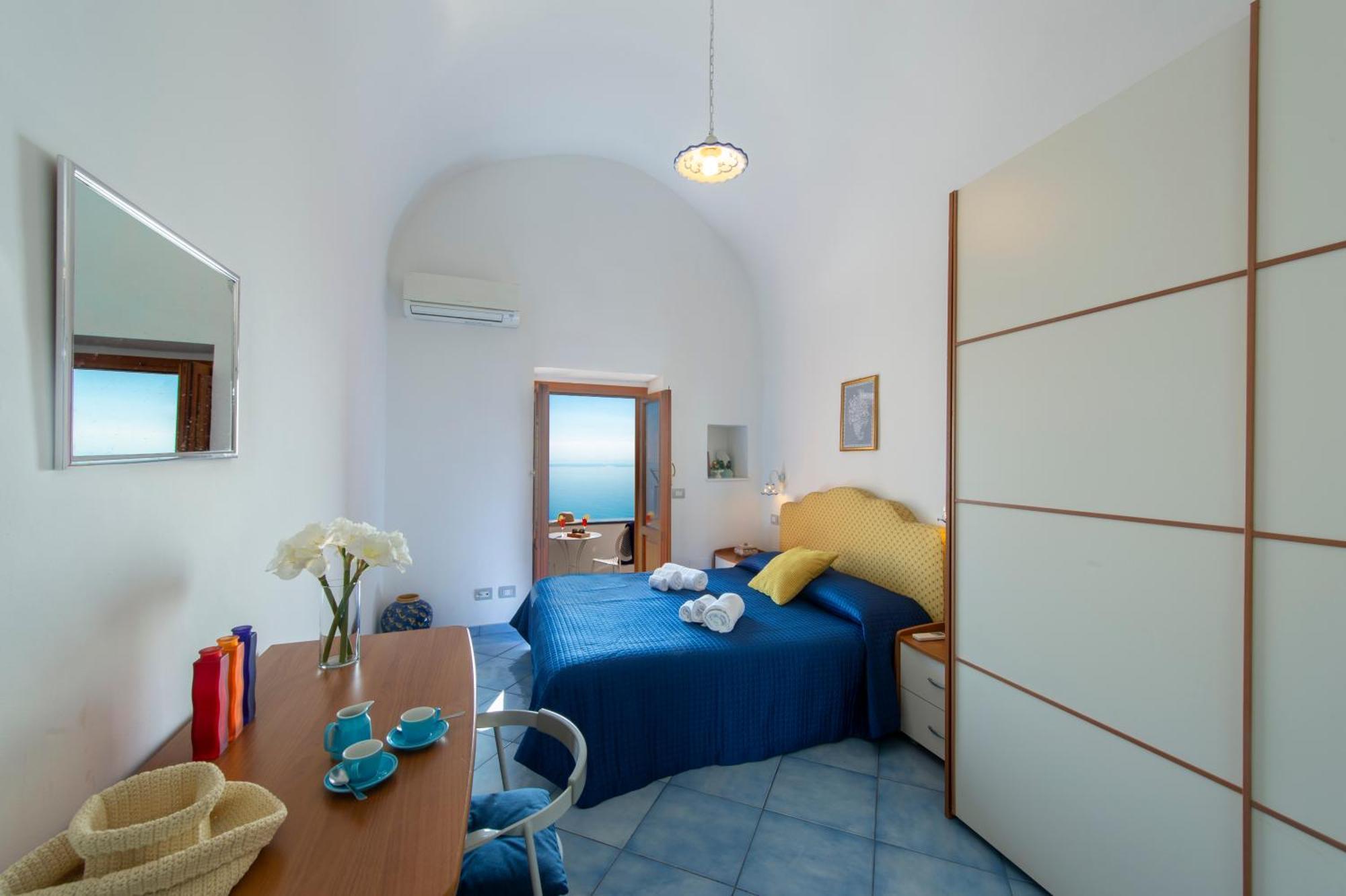 La Casa Accanto Amalfi Exterior photo